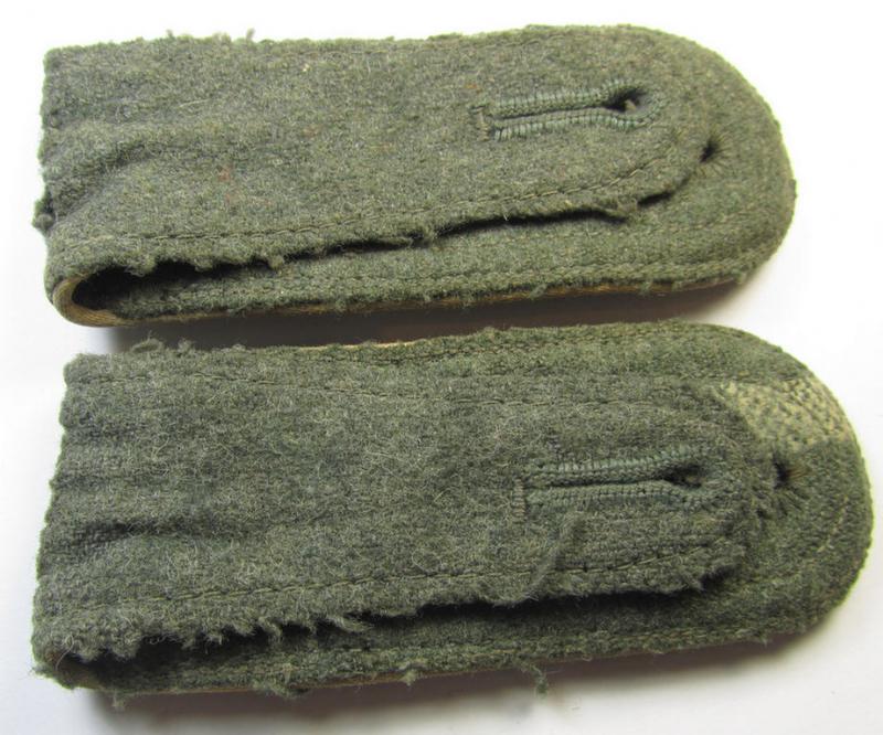 Superb - and/or fully matching! - pair of WH (Heeres), mid-war-period so-called: 'M43'-styled, NCO-type 'cyphered' shoulderstraps as was intended for usage by a: 'Feldwebel der Infanterie-Truppen u. Mitglied einer Unteroffiziersschule'