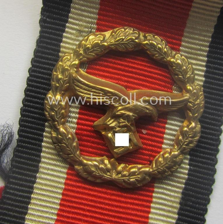 Truly used and/or tunic-removed - and actually rarely encountered! - 'Ehrenblattspange der Luftwaffe' (or: airforce honour-roll clasp) being a 'Buntmetall'- (ie. 'Tombak'-) based example by the maker (ie. 'Hersteller') 'Otto Klein & Co.'