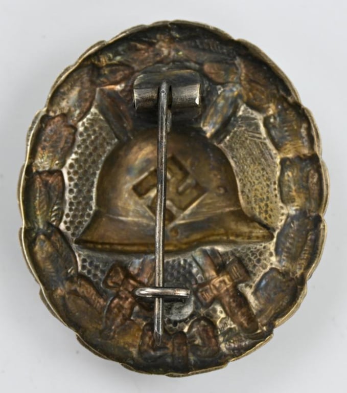 German Wound Badge in Black 1st pattern 'Legio Condor'