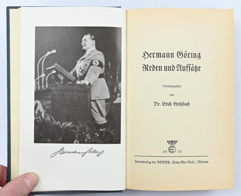 German Book Hermann Göring - Reden und Auflatze