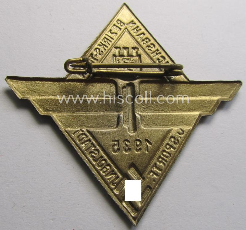 Commemorative - and unusually seen! - bright-golden-toned 'Reichsbahn'- (ie. DRB-) related 'tinnie' depicting a DRB-device, swastika and provinical-shield and surrounded by the text: 'Reichsbahn Bezirks-Turn- u. Sportf. - Ingolstadt - 1935'