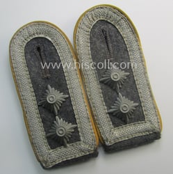 Pair of WH (Luftwaffe) NCO-type shoulderstraps: 'Oberfeldwebel der...