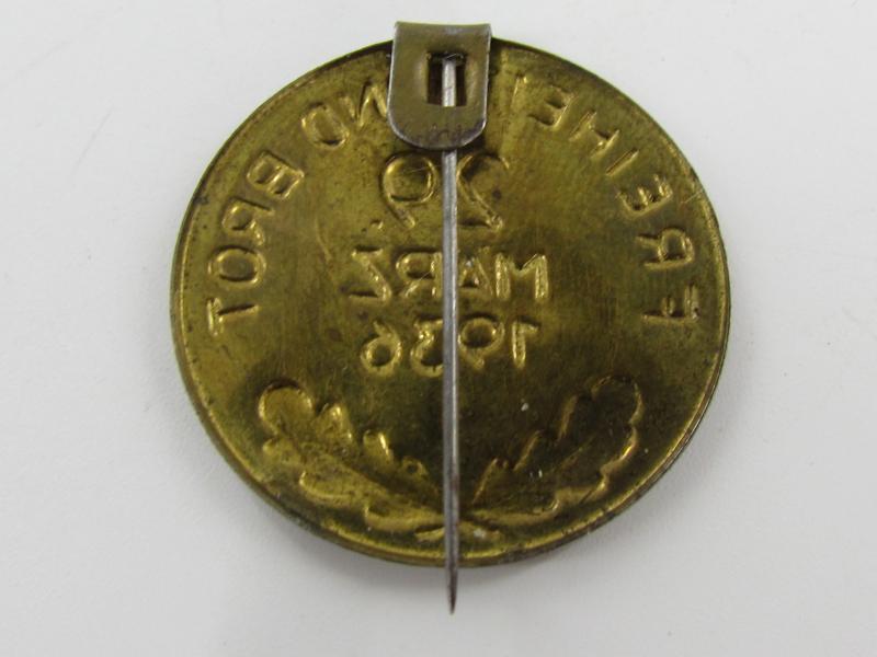 National Socialist badge “Freedom and Bread”, 1936