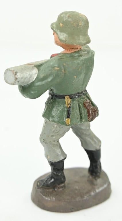 German Elastolin Toy Figure 'Flak Helfer'