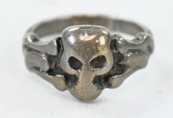 German WH/SS Skull Canteen Ring