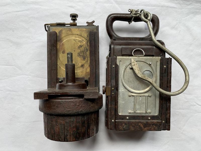 WH (Heer) Bakelite Carbid Lantern