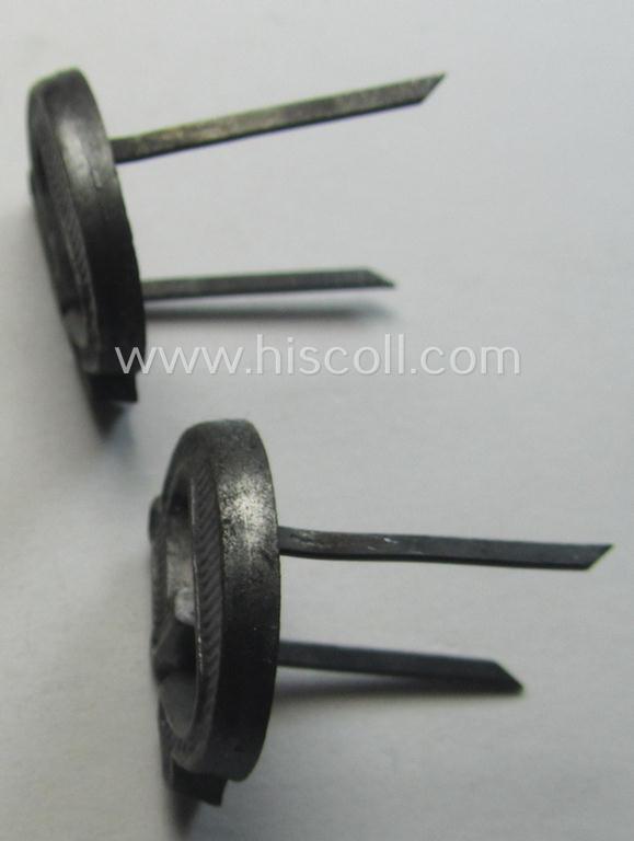 Pair of officers'-pattern, SS- (ie. SS-VT-) related shoulderstrap 'G'-cyphers (ie. 'Ziffern'): 'SS-Regiment Germania'