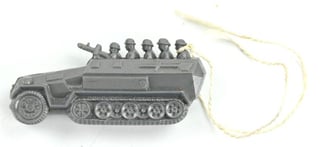 German WHW Plastic Figure 'SDKFZ 251'