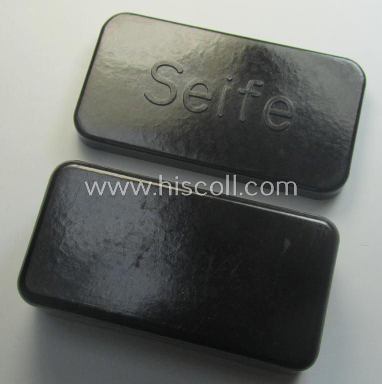 'Standard-issue'-type WH 'Seifebuchse' (ie. soap-container) being an undamaged example as executed in brownish-red-coloured 'Bakelite'