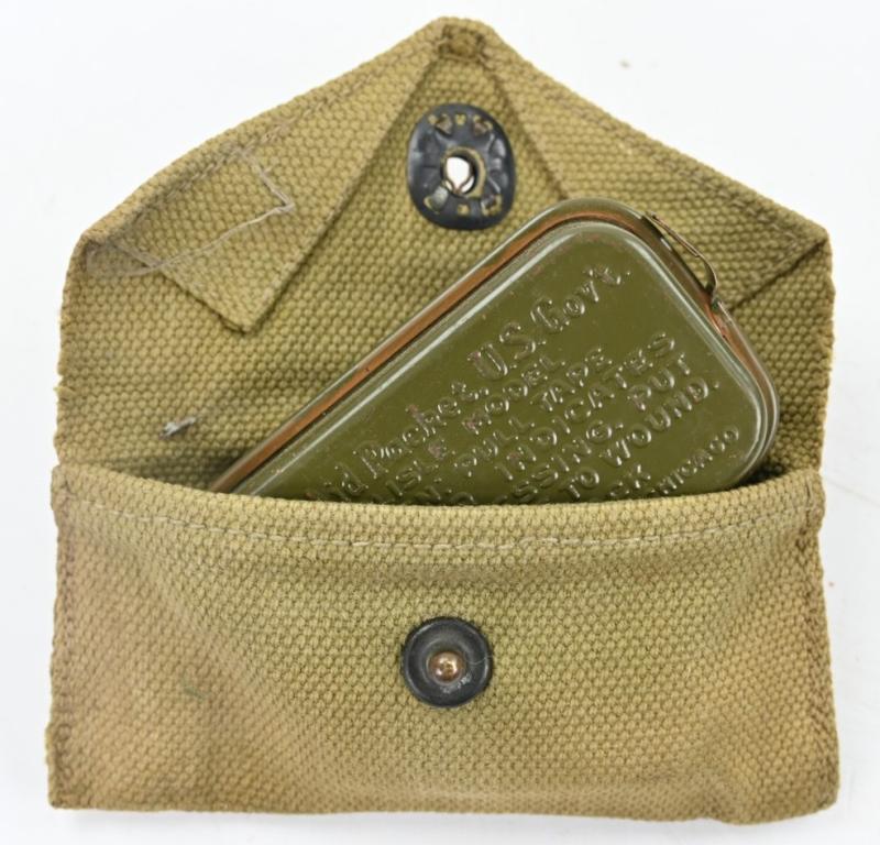 US WW2 M-1924 First Aid Pouch with First Aid Kit