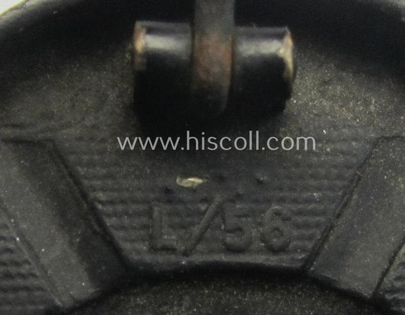 Maker- (ie. 'L/56'-) marked example of a black-class wound-badge (or: 'Verwundeten-Abzeichen in Schwarz') being an example by the maker (ie. 'Hersteller') named: 'Funcke & Brüninghaus'