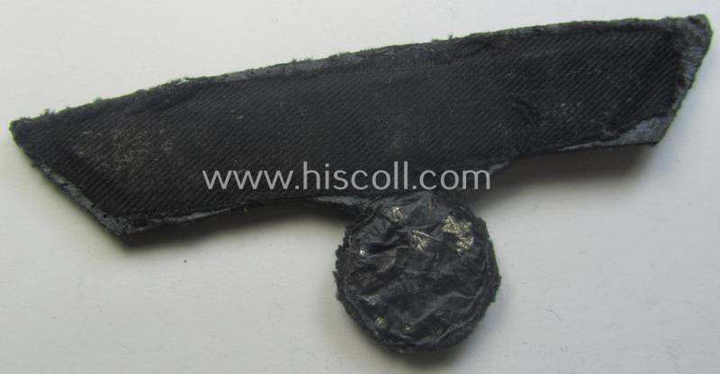 WH (Heeres) officers'-type, hand-embroidered breast-eagle (ie. 'Brustadler für Offiziere') as was executed in bright-silverish-coloured braid as was intended for usage on the various officers'-pattern tunics