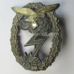 Mid- (ie. later-) war-period, zinc- (ie.'Feinzink'-) based version...