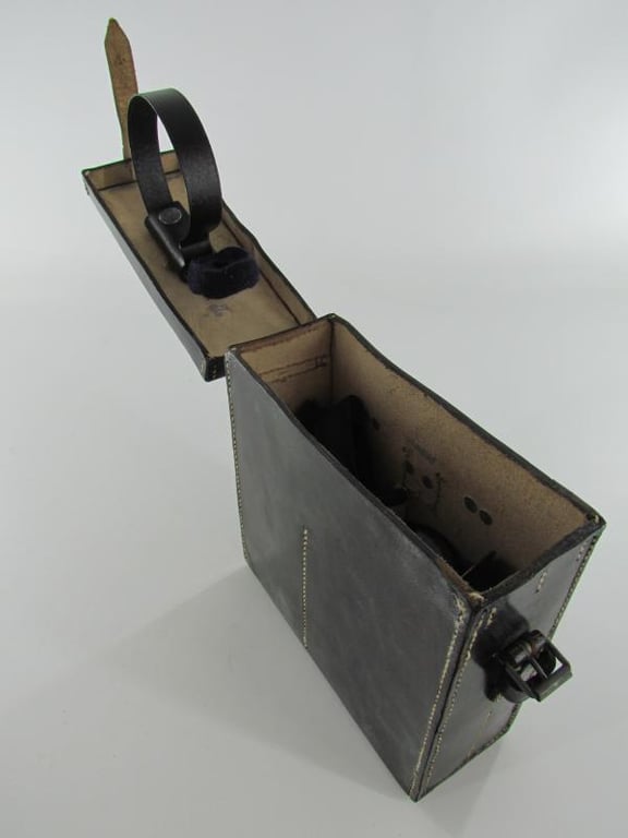 Wehrmacht Brustmikrofon 33 in Original Pouch...Rare!