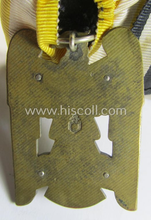 Attractive - and unusually found! - WWI-period so-called: 'Ordenspange' (being of the non-'detachable-pattern') showing resp. an: 'EK II. Kl.'., a: 'FKK 1914-18 mit Schw.' and a: 'Schlesisches Bewährungs-Abzeichen der 2. Stufe o. Schwertern...