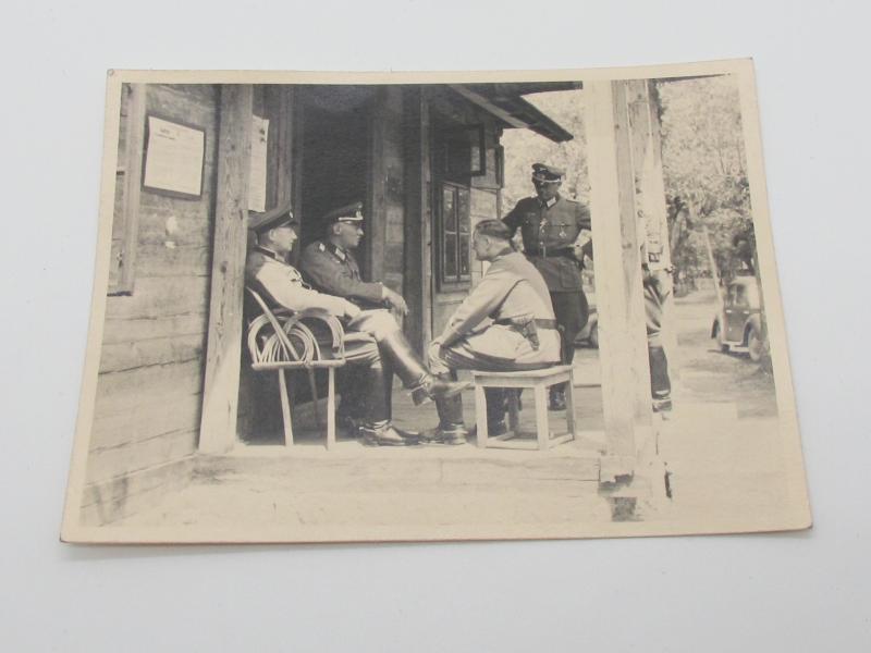 Photo of a Wehrmacht Soldiers in a meeting