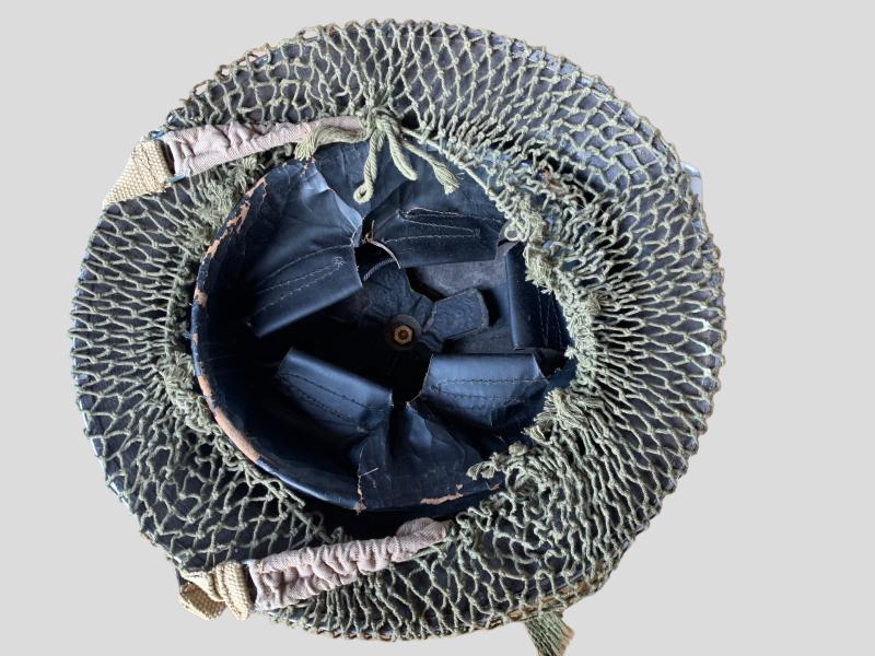 Brititsh Army Steel Helmet with Netting -1945-