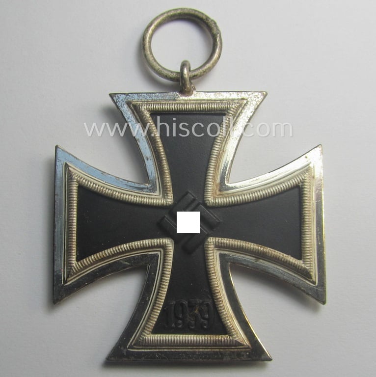 Superb - and still 'virtually mint'! - 'Eisernes Kreuz II. Klasse' being a maker- (ie. '100'-) marked example as produced by the: 'Wächtler & Lange'-company