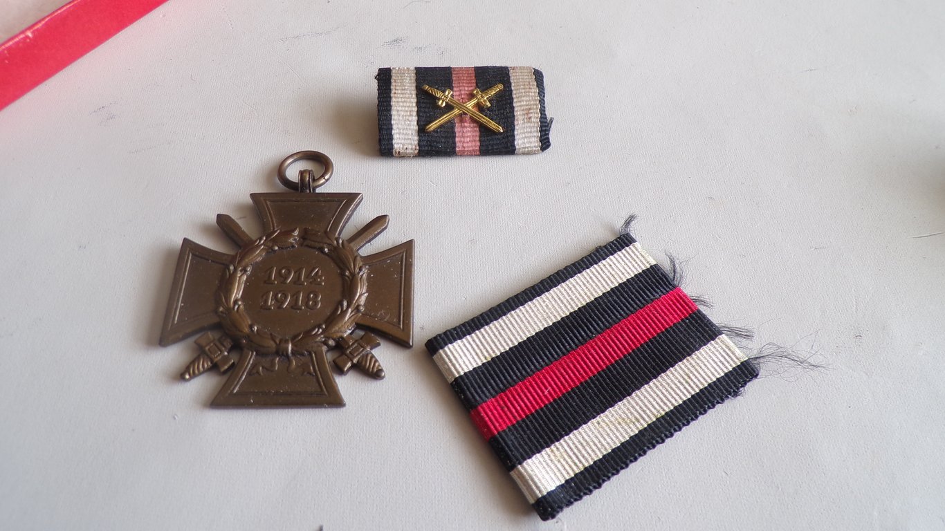 Ehrenkreuz für Frontkämpfer + ribbon bar