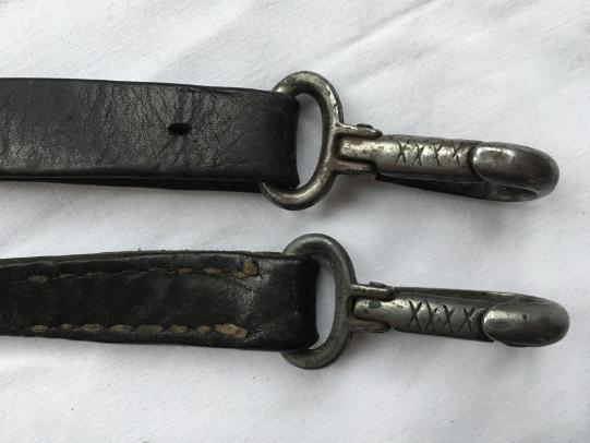 WH (Heer) Flare Pistol Holster Set