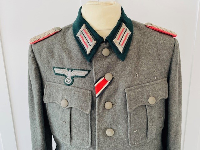 GERMAN WWII HIGHLY DECORATED PANZER OFFICERS (MAJOR) COMBAT TUNIC