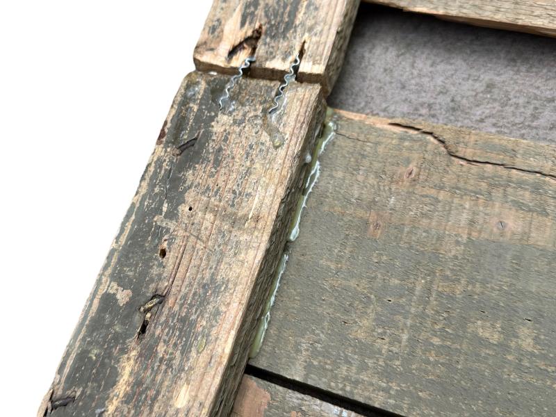 Wooden Sign 'Achtung Minen’