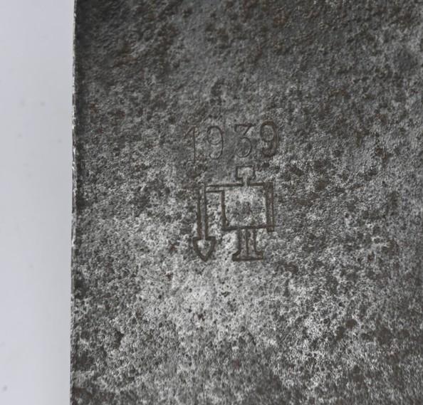 German WH Entrenching Tool 1939
