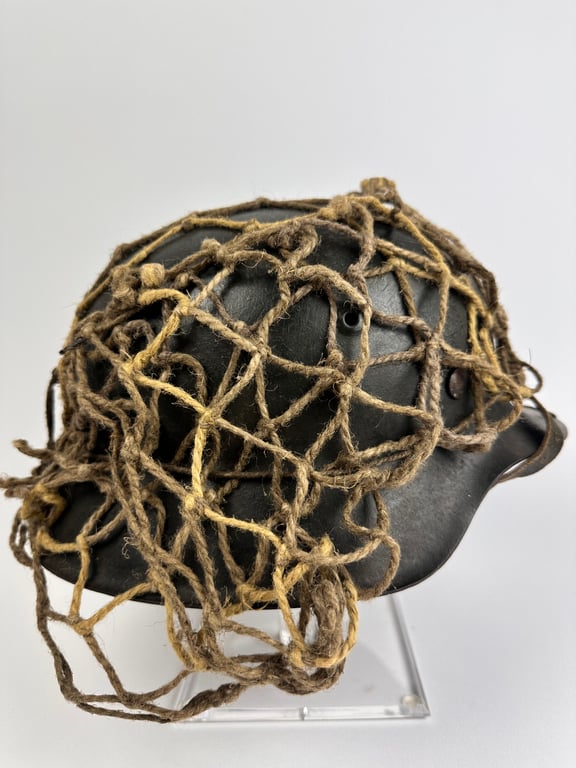 M42 helmet with orginal "Tarnnetz"