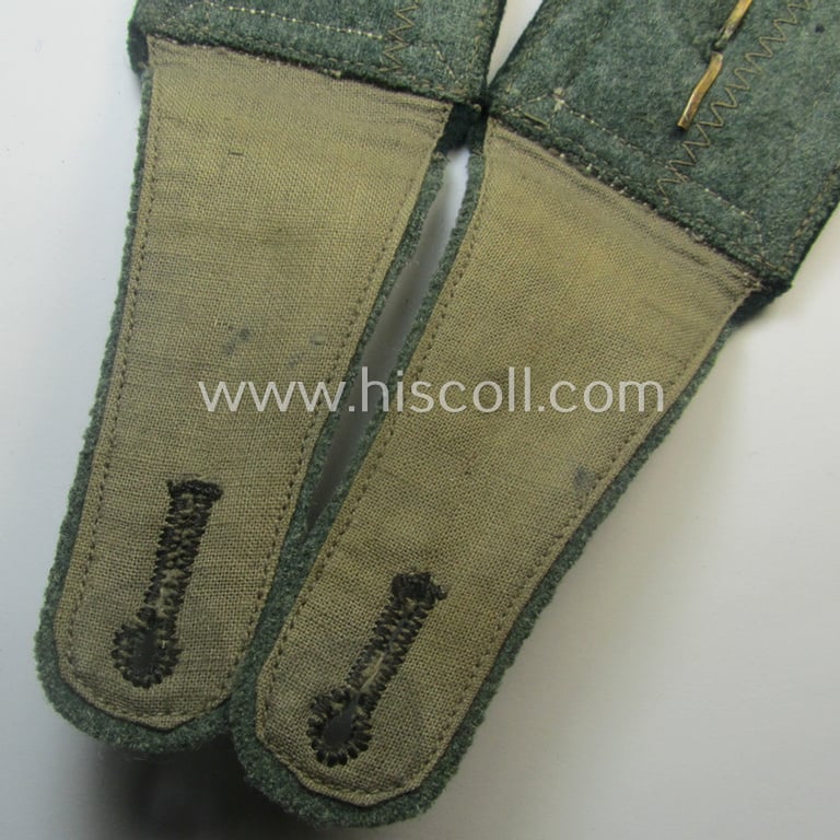 Fully matching - and just minimally used! - pair of WH (Heeres) NCO-type (ie. 'M36- o. M40'-pattern- and/or 'pointed styled') formerly 'cyphered' shoulderstraps as was intended for a: 'Feldwebel eines Gebirgsjäger-Rgts.'