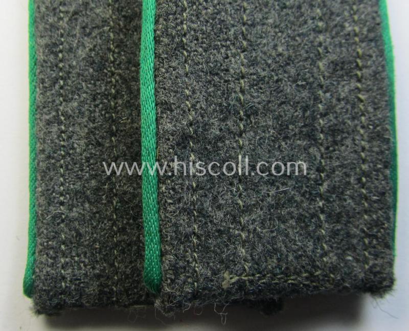 Superb - fully matching and scarcely encountered! - pair of WH (Heeres) later-war period- (ie. 'simplified'- ie. 'M44-/M45'-pattern-) EM-type shoulderstraps as was intended for a: 'Soldat der Jäger- o. Gebirgsjäger-Truppen'