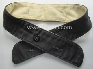 WH (Luftwaffe) bluish-coloured- and/or 'standard-issue'-pattern so-called: 'Kragenbinde' (or:...