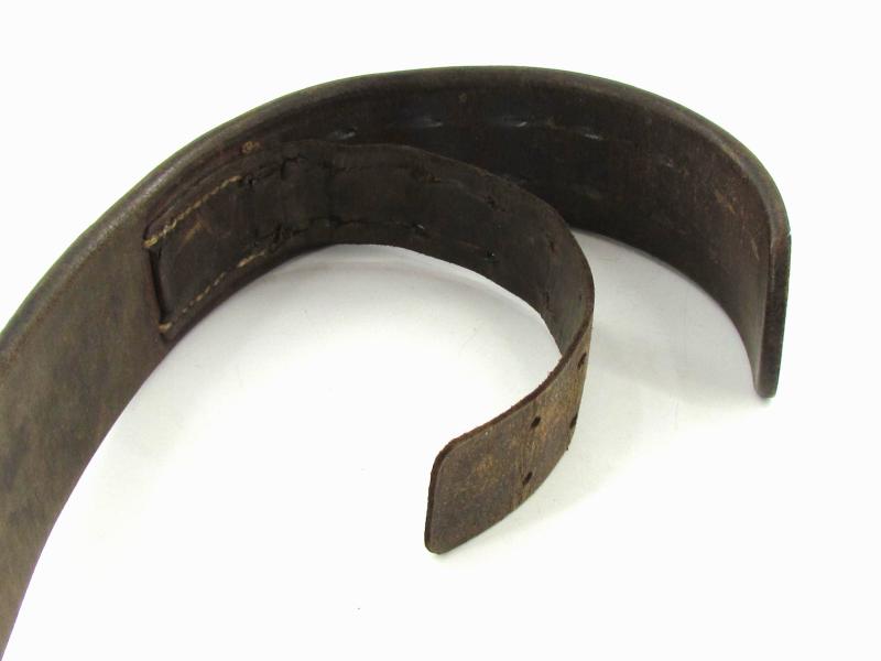 Early Wehrmacht leather equipment belt with aluminum hook (AG)