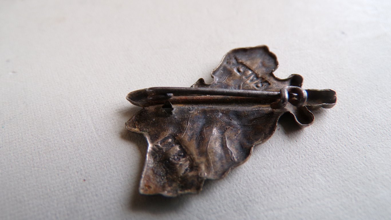 90th Panzergren, Div. Sardinia Campaign Shield Cap Badge