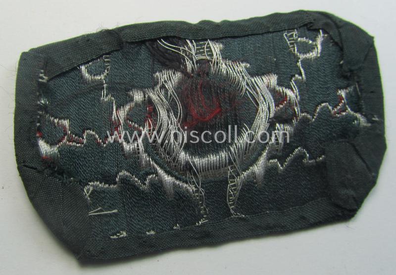 WH (Heeres) officers'-type cocarde (as executed in so-called: 'flat-wire'- ie. 'BeVo'-weave pattern) as was specifically intended for usage on the: WH 'Knautschmützen' ie. 'Alter-art'-visor-caps