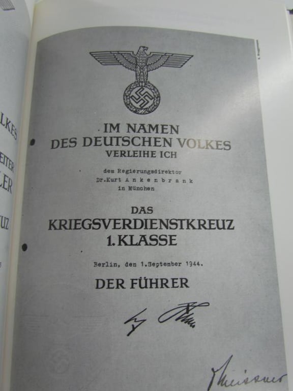 Book : Forman's Guide to Third Reich Documents