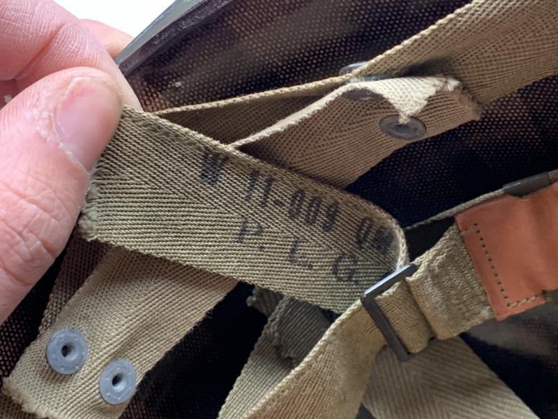 U.S. M1 WW2 Swivel Bail Helmet