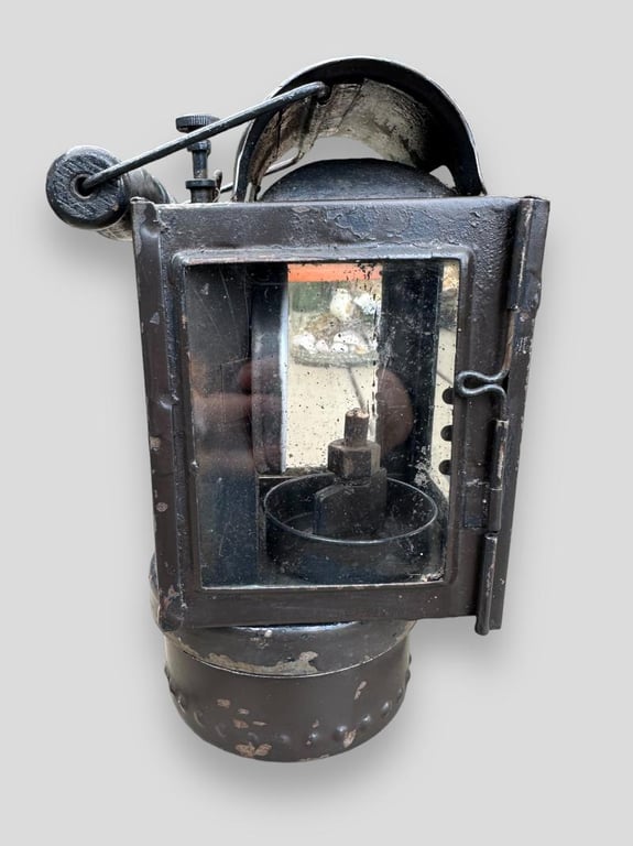 German WWII Carbid Lantern 'Einheitslaterne 45'