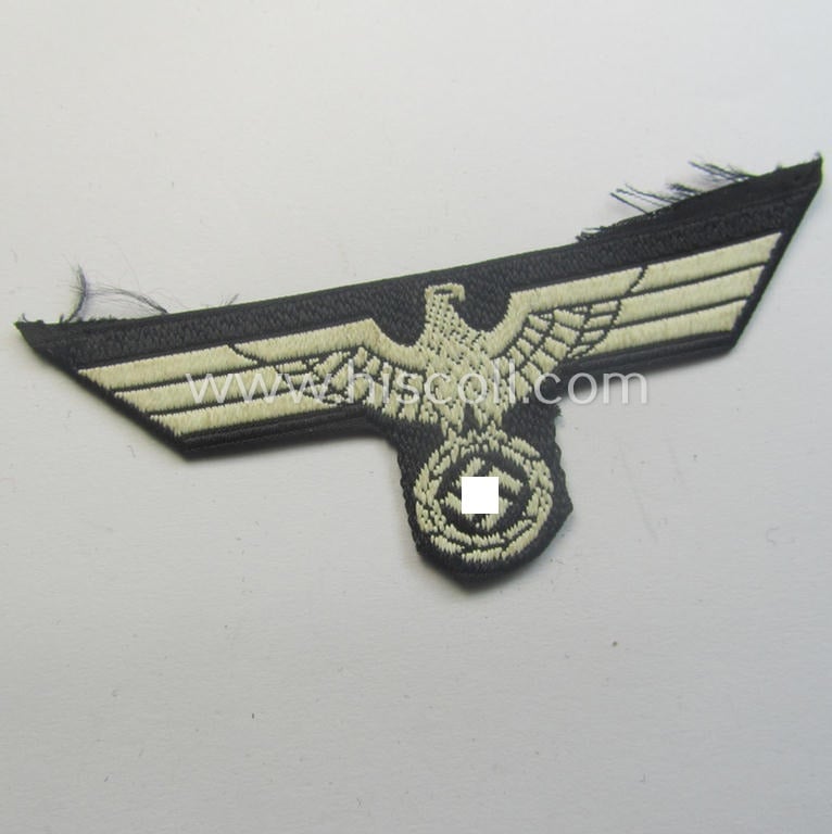 Early- (ie. pre-) war-period type (ie. I deem around 1939/40) WH (Heeres) 'BeVo'-woven eagle- and cocarde-insignia-set as was specifically intended for usage on the black-coloured 'Panzer'-beret (ie. 'Panzerschutzmütze')