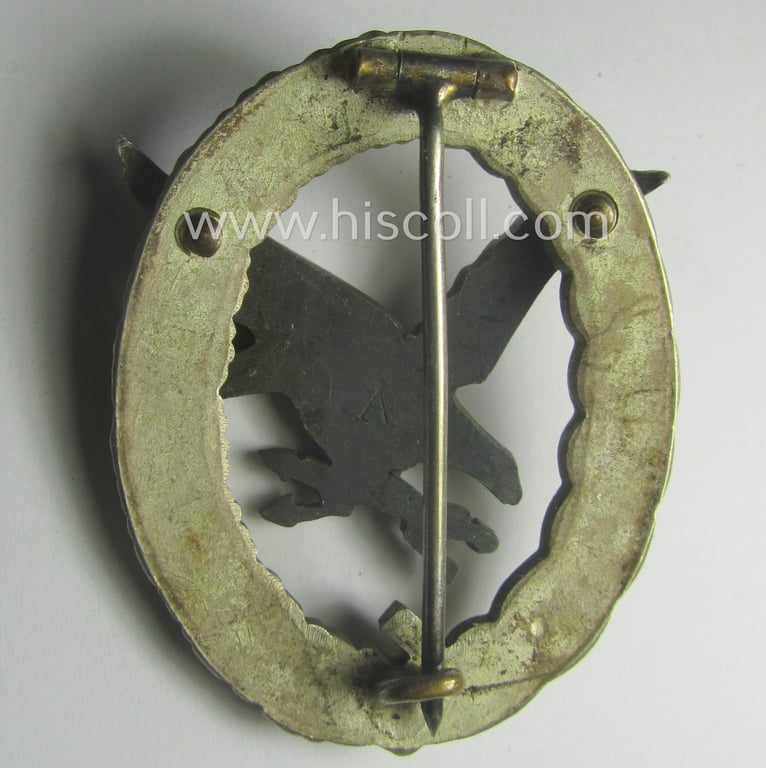 Superb, WH (Luftwaffe) 'Fliegerschützen-Abzeichen mit Blitzbündel' being a neatly maker- (ie. 'A'-) marked- and/or: typical multi-coloured 'Buntmetall'-based example as was produced by the: 'Assmann & Söhne'-company