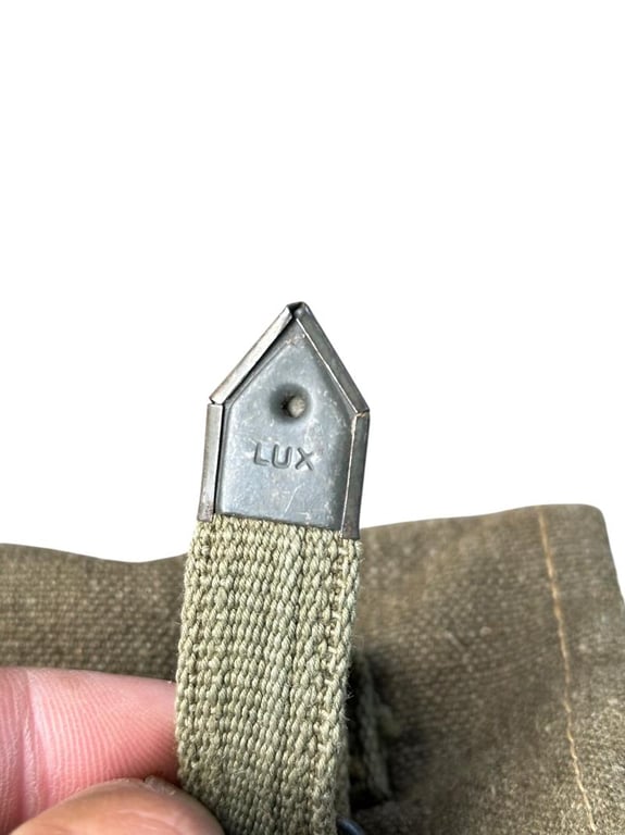 Late-war Pioneer Combat Assault Pouch Set