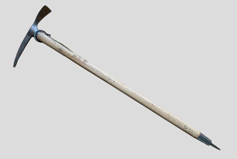 Gebirgsjäger Eispickel