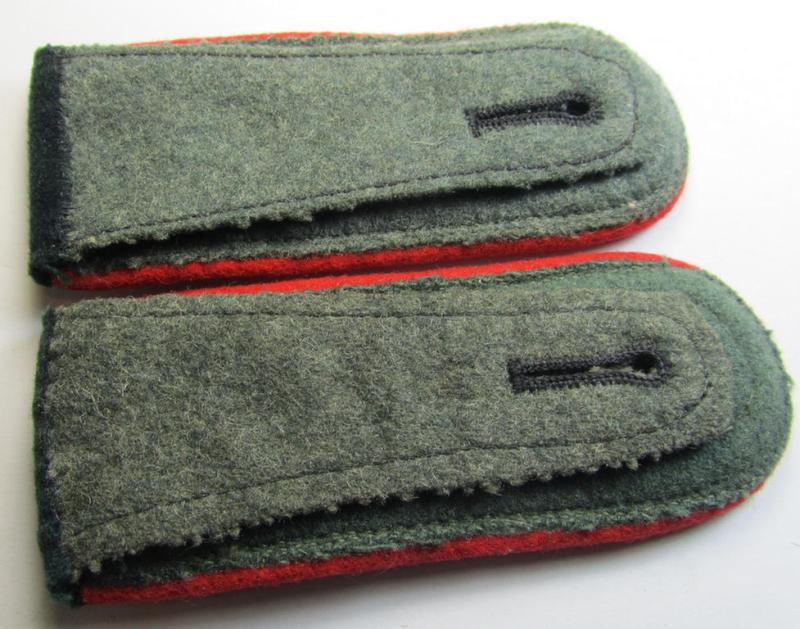 Attractive - and fully matching! - pair of WH (Heeres) early-war-period- (ie. 'M36'- ie. 'M40'-pattern, 'standard-issued'- and/or rounded-styled) NCO-type shoulderstraps as was intended for an: 'Oberwachtmeister eines (Sturm)Art.-Abts. o. Rgts...