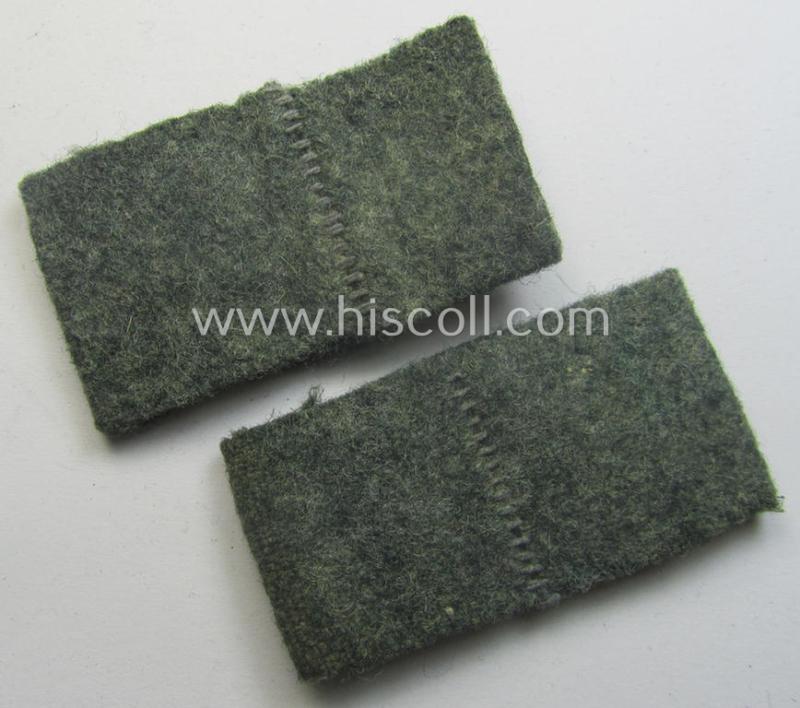 Pair of WH (Heeres) 'Artillerie'-related, 'Schulterstück-Überschuben': 'Soldat des Artillerie-Rgts. 69'