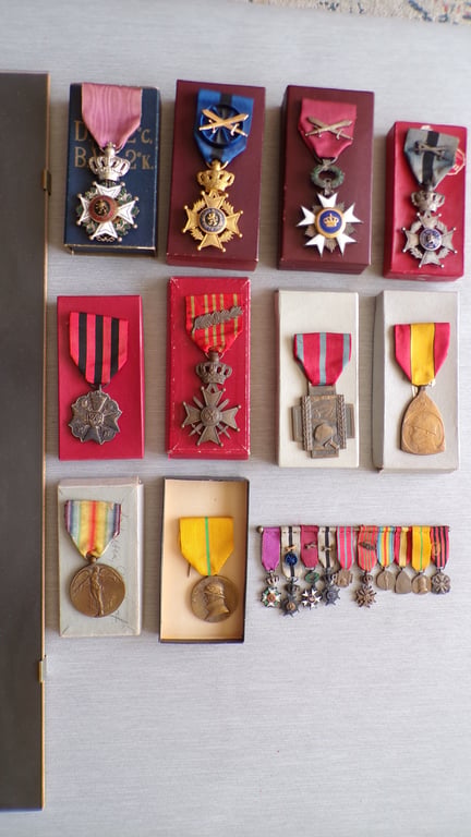 10-Piece WW1 Belgian Veteran Medal Grouping