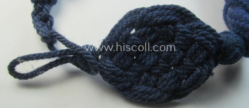 WH (Kriegsmarine) 'Schützenschnur für Gewehrschützen der 3. Stufe' (ie. naval rifle-shooting-lanyard of the third class) as was specifically intended for usage by the various 'Kriegsmarine'-troops