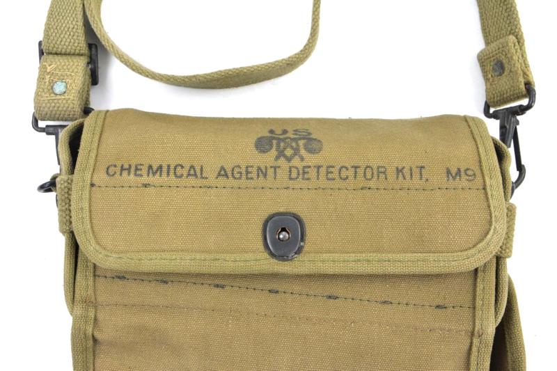 US WW2 Chemical Agent Detector Pouch with insert