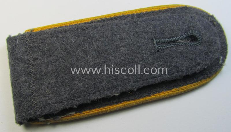 Attractive - albeit regrettably single! - WH (Luftwaffe) NCO-type shoulderstrap as piped in the golden-yellow- (ie. 'goldgelbener'-) coloured branchcolour as was intended for a: 'Feldwebel der Flieger o. Fallschirmtruppen'