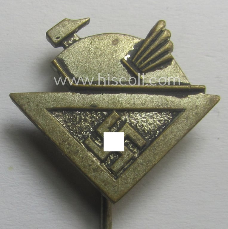 Membership-lapel-pin (ie. 'Mitgliedsabzeichen') as was intended to signify membership within the: 'Kampfbund für deutsche Kultur' (or: K.f.d.K.) being a (typical) non-maker-marked example