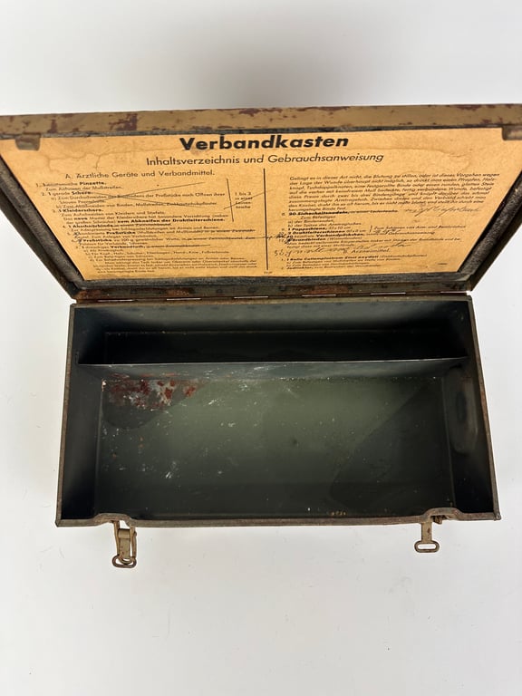 WW2 German 'Verbandkasten' First Aid Box In Tan