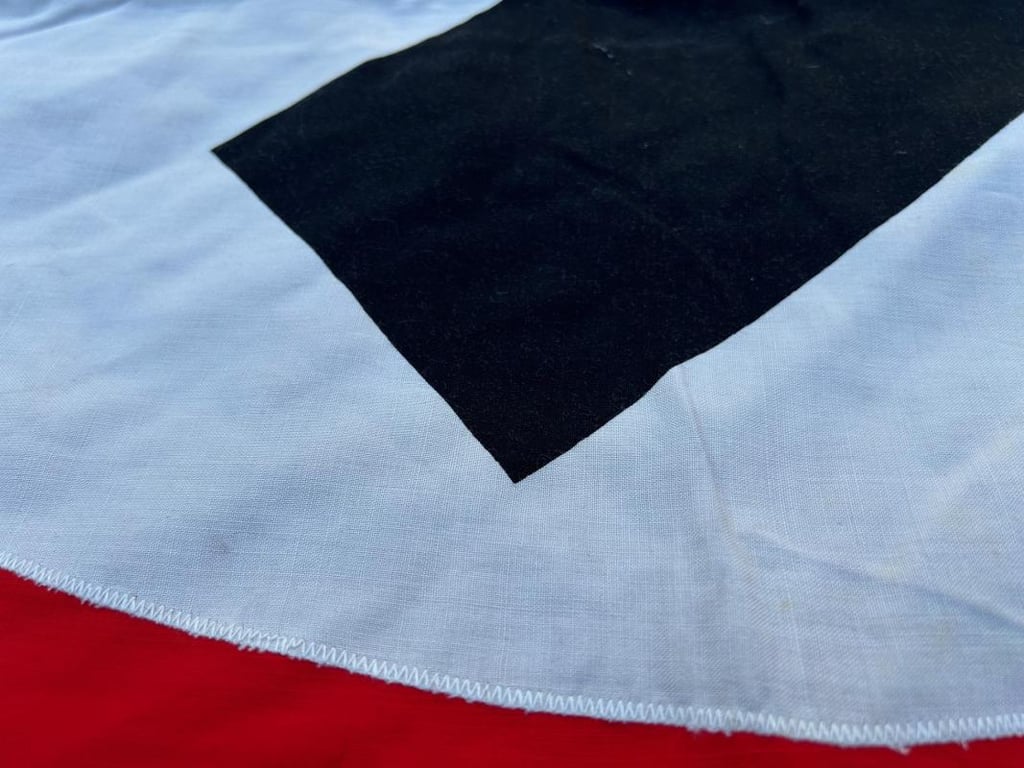 Very Large Third Reich Hausfahne (Banner) ....Mint